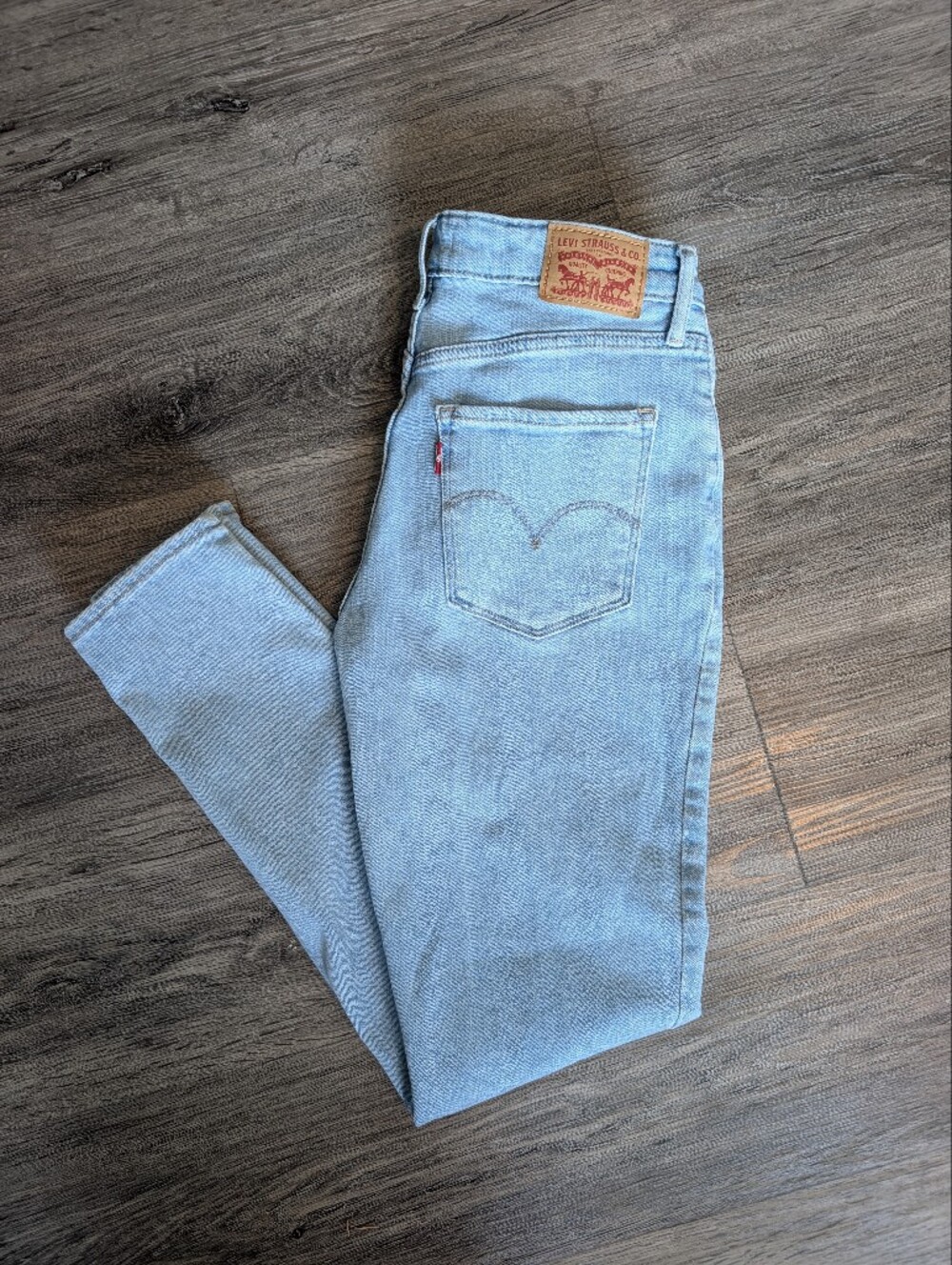 Levi's Light Blue High-Rise Skinny Jeans